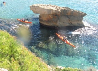 navega por aguas cristalinas